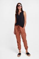 Bayan Siyah Keten V Yaka Tişört