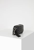 Bayan Siyah Nakış Detaylı Kol Çantası