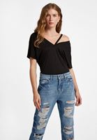 Bayan Siyah Kesik Detaylı Tişört