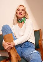 Bayan Krem V Yaka Salaş Triko Kazak