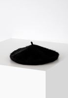 Bayan Siyah Yün Bere