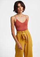 Bayan Kahverengi Dikişsiz İnce Askılı Crop Top