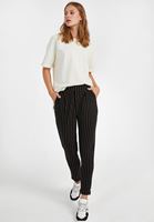 Bayan Siyah Çizgi Detaylı Jogger Pantolon 