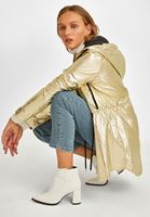 Bayan Altın Kapüşonlu Yağmurluk