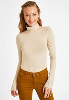 Bayan Krem Kolları Yırtmaçlı Boğazlı Bluz