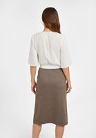 Bayan Krem Düğme Detaylı V Yaka Gömlek