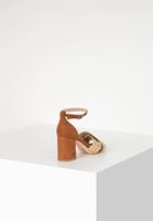 Bayan Kahverengi Topuklu Hasır Ayakkabı