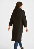 Bayan Siyah Şal Yaka Detaylı Uzun Kaban