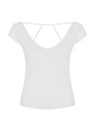 Bayan Beyaz Biye Detaylı V Yaka Tişört