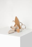 Bayan Krem Toka Detaylı Topuklu Ayakkabı