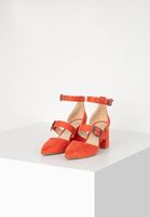 Bayan Kırmızı Toka Detaylı Topuklu Ayakkabı