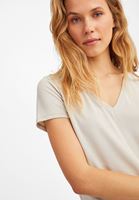 Bayan Krem V Yaka Yumuşak Dokulu Tişört