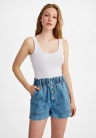 Bayan Beyaz U Yaka Atlet