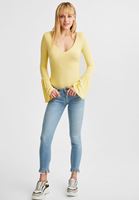 Bayan Sarı Flare Kollu V Yaka Tişört