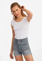 Bayan Beyaz Yarım Kollu Basic Tişört