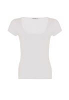 Bayan Beyaz U Yaka Tişört