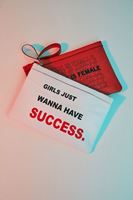 Bayan Kırmızı Slogan Baskılı Portföy Çanta