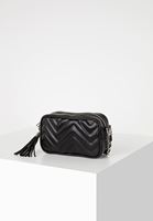 Bayan Siyah Nakış Detaylı Kol Çantası