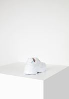 Bayan Beyaz Kalın Tabanlı Sneaker