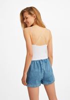 Bayan Beyaz U Yaka Dikişsiz Crop Top