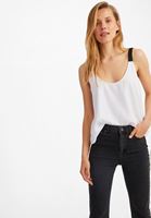 Bayan Beyaz U Yaka Askılı Bluz