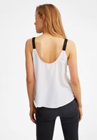 Bayan Beyaz U Yaka Askılı Bluz