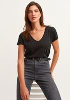 Bayan Siyah Pamuklu V-Neck Tişört
