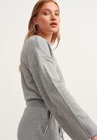Bayan Gri Belden Bağlamalı Crop Sweat