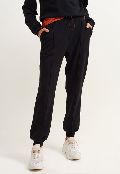 Beli Büzgülü Crop Sweatshirt ve Sweat Jogger Pantolon Kombini