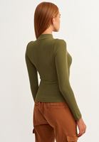 Bayan Yeşil Fermuarlı Yaka Casual Top