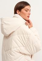 Bayan Bej Oversize Kapitone Şişme Mont