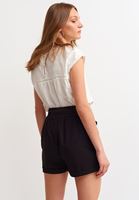 Halter Yaka Atlet ve Mini Şort Kombini
