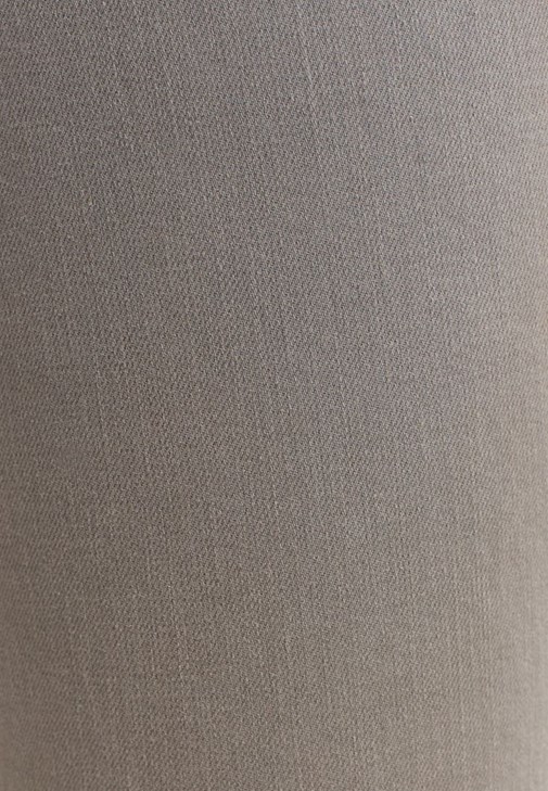 Toparlayıcı Etkili Skinny Pantolon ve Romantik Gipeli Bluz Kombini