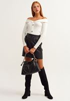 Bayan Krem Off-Shoulder Düğmeli Bluz