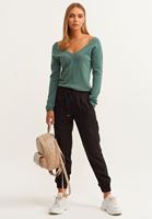 Bayan Yeşil Deep V-Neck Triko