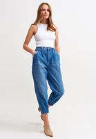 Bayan Beyaz Halter Yaka Atlet