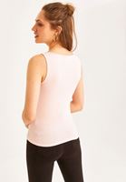 Bayan Pembe Yaka Detaylı Atlet