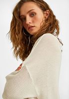 Bayan Krem V Yaka Salaş Triko Kazak