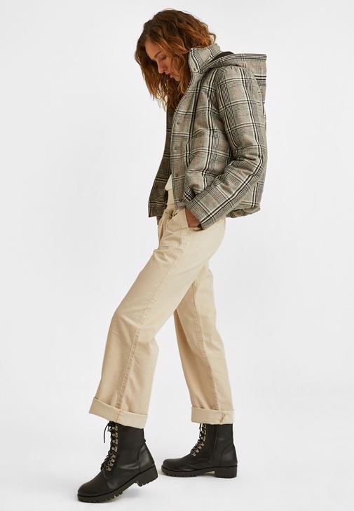 Fermuarlı Sweatshirt ve Pantolon Kombini