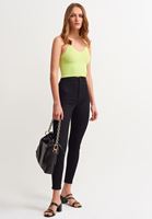 Bayan Yeşil Dikişsiz İnce Askılı Crop Top