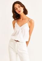 Bayan Beyaz Dantel Detaylı Kruvaze Yaka Atlet