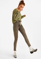 Bayan Yeşil Kayık Yaka Asimetrik Kazak