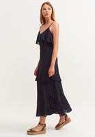 Bayan Siyah Fırfır Detaylı Uzun Elbise 