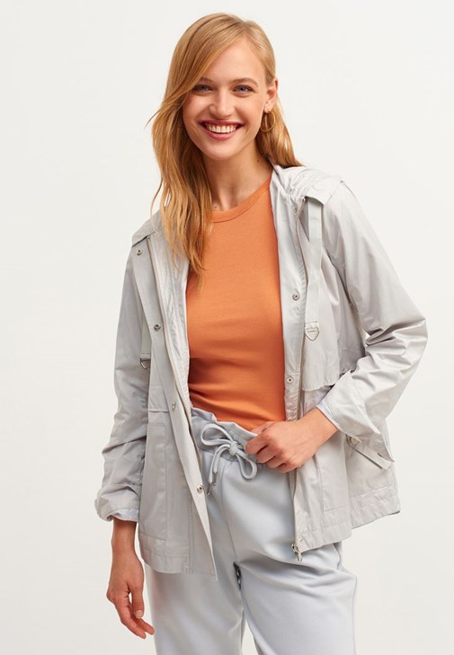 Soft-Touch Harem Pantolon ve İnce Askılı Crop Top Kombini