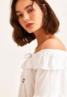 Bayan Beyaz Omzu Açık Crop Bluz