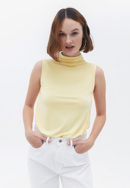 Sarı Yüksek Yaka Bluz