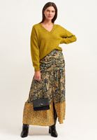 Bayan Yeşil Aksesuar Detaylı V Yaka Triko