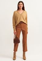 Bayan Kahverengi Aksesuar Detaylı V Yaka Triko