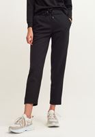 Oversize Kapitone Şişme Mont ve  Carrot-Fit Sweat Pantolon Kombini