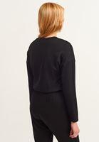  Sıfır Yaka Sweatshirt ve Bel Detaylı Pantolon Kombini